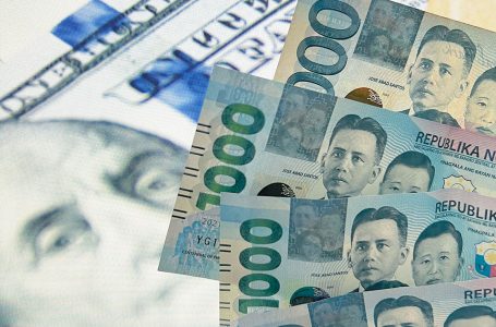 Peso strengthens vs dollar after Fed policy decision