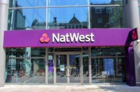 Government’s Natwest Sale Raises Concerns, FTSE 250 Chief Warns