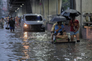  Flood disrupts PHL transport