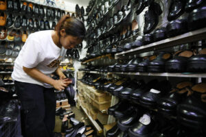 PHL consumer demand seen to remain muted