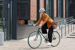 Cycling to work halves risk of early death – but you’re twice as likely to be in a road collision