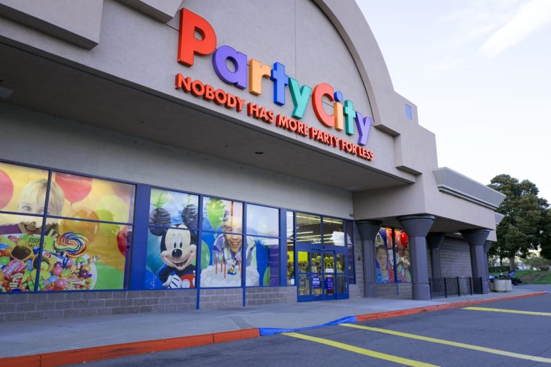  Party City to close all of its stores, report says