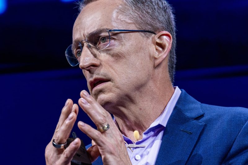  Intel CEO retires as chipmaker loses ground in AI revolution