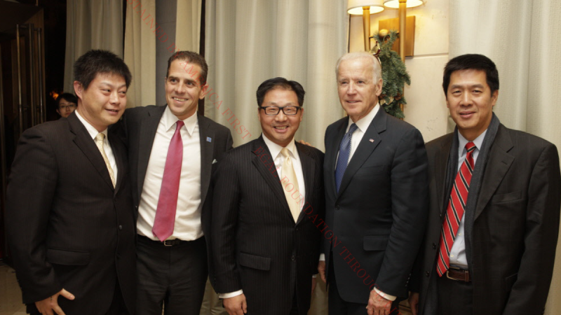  Joe Biden poses with Hunter’s Chinese business associates in newly surfaced photos: ‘Incredibly damning’