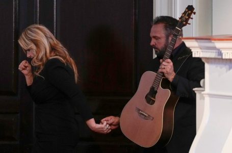 Garth Brooks, Trisha Yearwood’s friendship with President Carter spanned years: ‘They’ve inspired us’