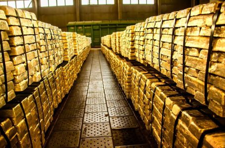 Mali Enforces Gold Seizure at Barrick Gold’s Mine