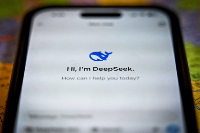  U.S. lawmakers move to ban China’s DeepSeek from government devices