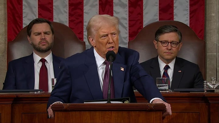  Warren explains her applause to Trump’s ‘Pocahontas’ jab during his speech to Congress