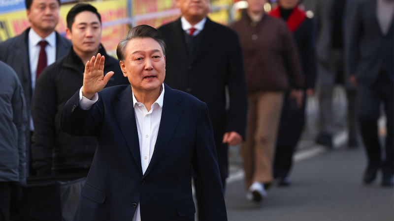  South Korea’s impeached President Yoon Suk Yeol freed from prison after canceled arrest