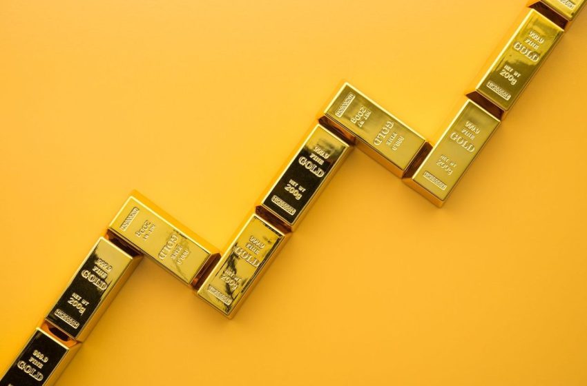 Fund Manager: Gold Stocks a Strategic Opportunity for Investors