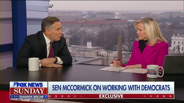 Sens Fetterman and McCormick show Washington how to work together again