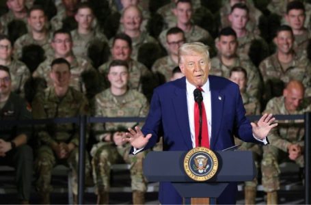 Trump ally who donated $130 million to pay troops amid shutdown revealed as reclusive billionaire heir: report