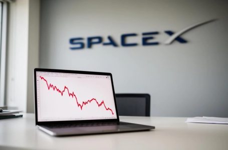 SpaceX SPCX stock: $237 bull case vs $62 bear case