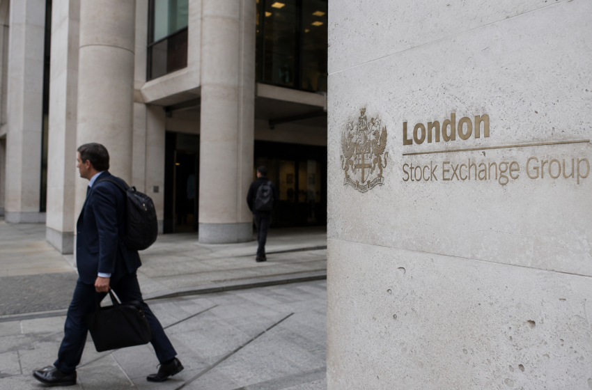  FTSE 100 forecast ahead of IAG, LSEG, NatWest, Lloyds earnings and BoE decision