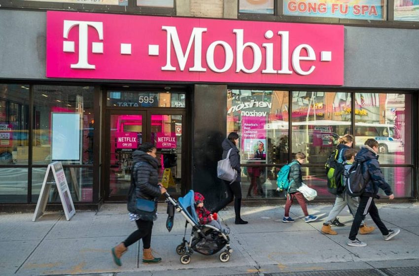  T-Mobile CEO doubles down on reducing free offers for customers